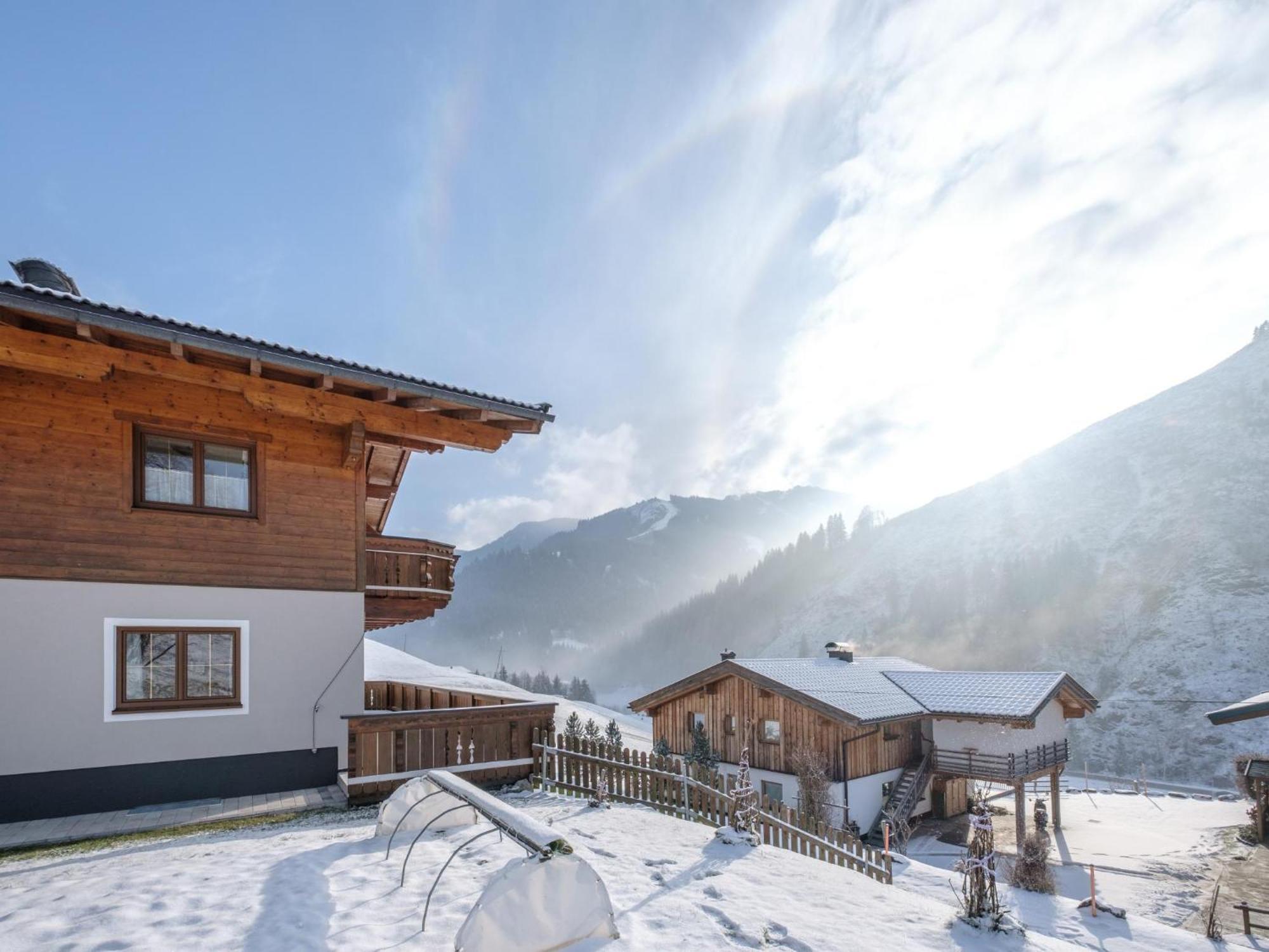 Ferienwohnung Bichl Viehofen Saalbach Exterior foto